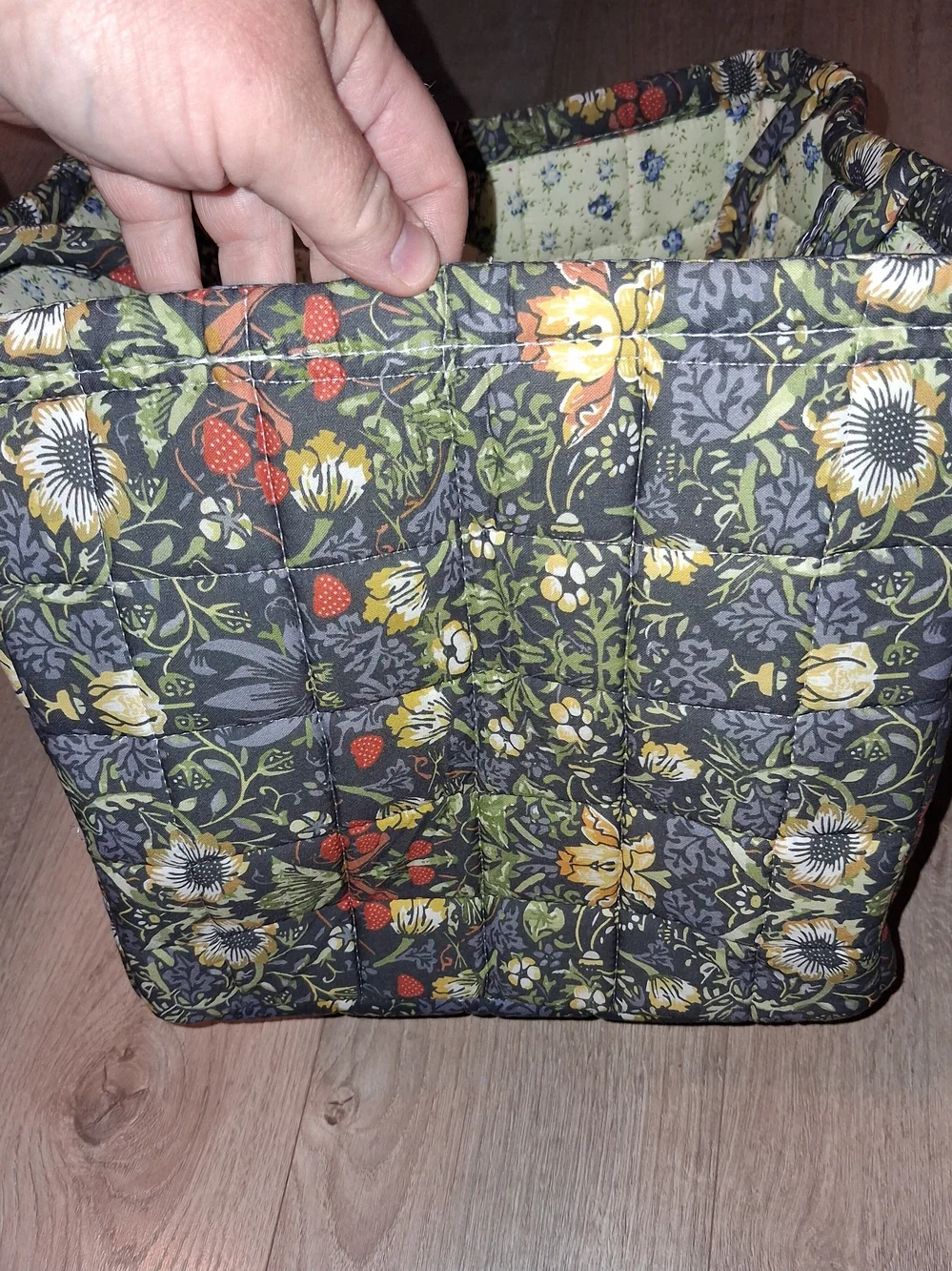 Large Capacity Quilted Floral Tote Bag